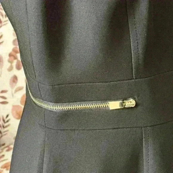 Tahari cocktail dress -Brand New with Tags! Size 6 - Picture 6 of 8